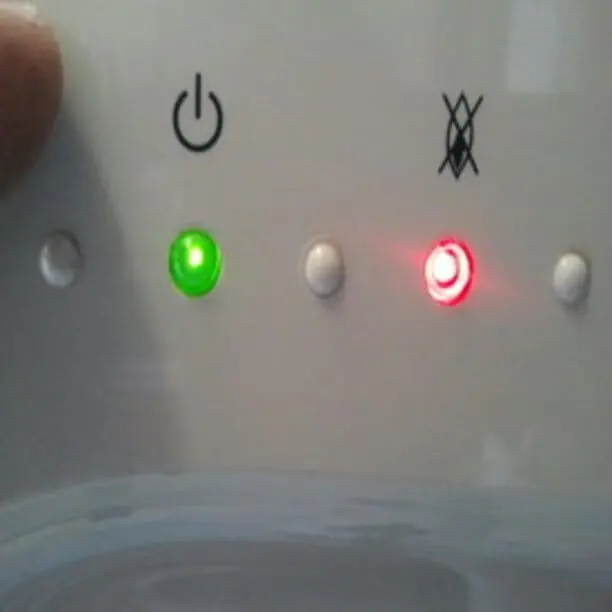 por qué se enciende la luz roja